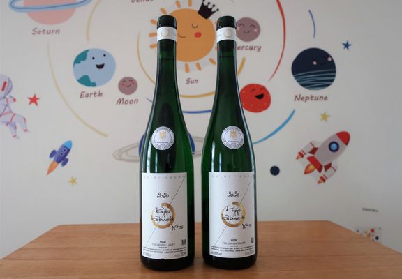 Crush Wine & Spirits by null