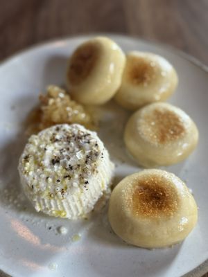 Flour + Water by null