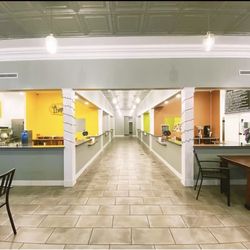 Theron's Marketplace - Inside view when I walked in...nice & clean.