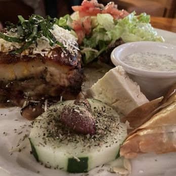 Pita Paradise - Greek God's platter - Greek Near Me - Kihei, Hawaii