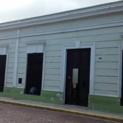 Centro Cultural Juan Acereto - La fachada del edificio.