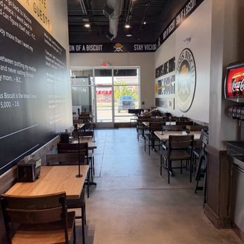 Vicious Biscuit - Seating - Coffee & Tea Near Me - West Chester, Ohio