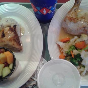 Flo's V8 Cafe - Chicken - Cafes Near Me - Anaheim, California