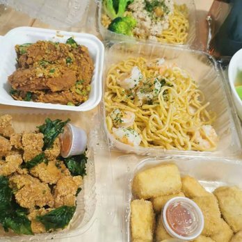 Chic n' Time - Peppercorn Chicken Wing. Galic Noodle w/ butter Crab or Pawwns - Noodles Near Me - San Francisco, California Chic n' Time - Peppercorn Chicken Wing. Galic Noodle w/ butter Crab or Pawwns - Noodles Near Me - San Francisco, California