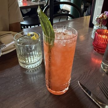 Donna's - Italian Near Me - Los Angeles, California