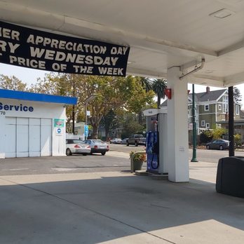 Mobil - Wide islands and low gas prices - Gas Stations Near Me - Alameda, California Mobil - Wide islands and low gas prices - Gas Stations Near Me - Alameda, California