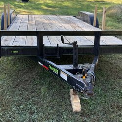 E&E Trailer Rental - Trailer