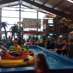 Jimmy's Funpark - Indoorspielplatz mit vielen, auch neuen Angeboten. Nicht gerade preisgünstig, aber der Größe angemessen.