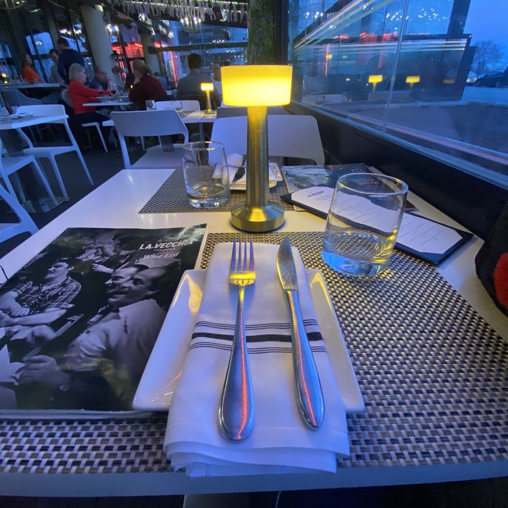 La Vecchia Ristorante - Italian Near Me - Toronto, Ontario