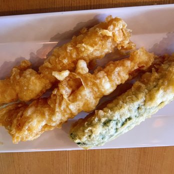 Marugame Udon - Huge shrimp tempura and zucchini - Japanese Near Me - Berkeley, California Marugame Udon - Huge shrimp tempura and zucchini - Japanese Near Me - Berkeley, California
