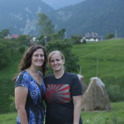 Dog School Austin - Dog School owners Rachel and Jayme