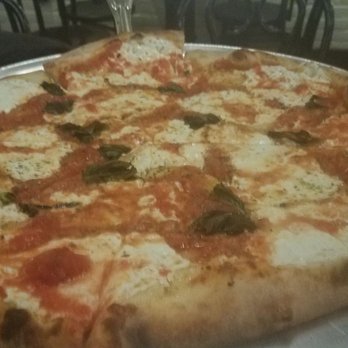 Juliana's - Magherita - Pizza Near Me - Brooklyn, New York Juliana's - Magherita - Pizza Near Me - Brooklyn, New York