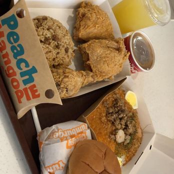Jollibee - Chicken Shop Near Me - Honolulu, Hawaii Jollibee - Chicken Shop Near Me - Honolulu, Hawaii