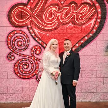 Vegas Weddings - Wedding Planning Near Me - Las Vegas, Nevada