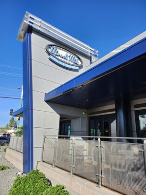 Miracle Mile Deli by null