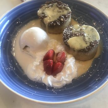 Stirr - Cinnamon roll bread pudding - New American Near Me - Dallas, Texas