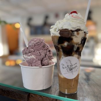 The Ice Cream Shoppe - Medium scoop and peanut butter sundae - Ice Cream & Frozen Yogurt Near Me - Yarmouth, Maine The Ice Cream Shoppe - Medium scoop and peanut butter sundae - Ice Cream & Frozen Yogurt Near Me - Yarmouth, Maine
