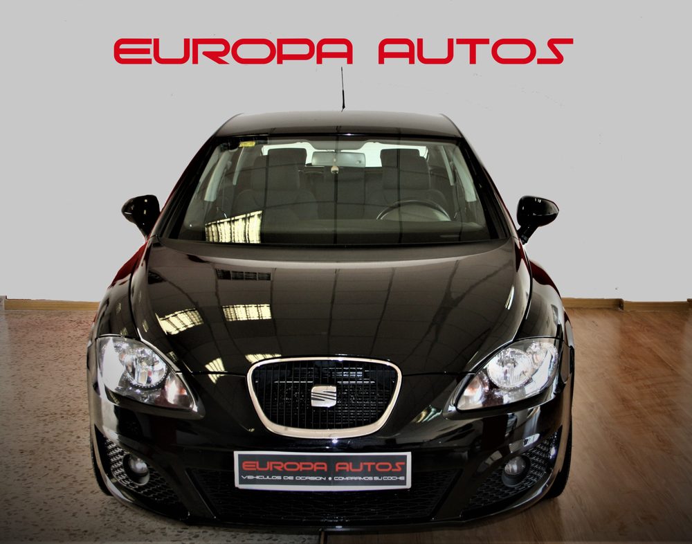 EUROPA AUTOS Updated May 2024 19 Photos Calle Tres de Abril de