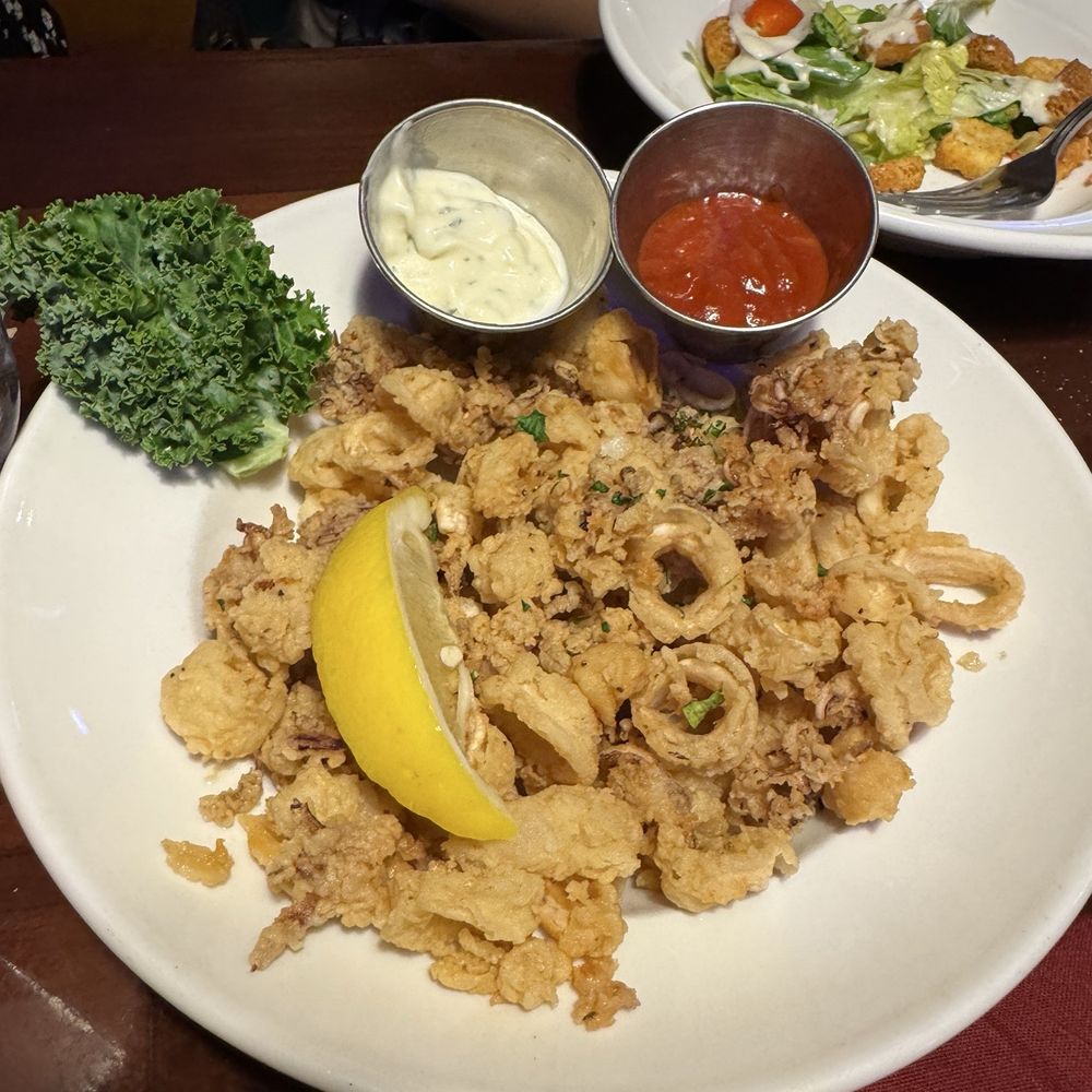 Cattlemens - Crispy Calamari - Steakhouses Near Me - Roseville, California