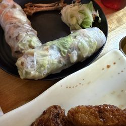 Sky Bar & Grill - Chicken spring rolls
