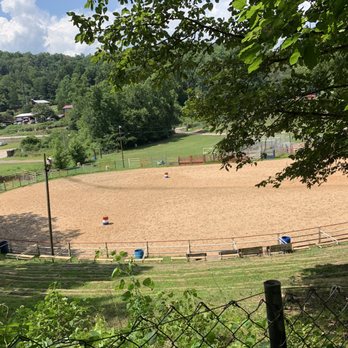 Love Valley - Horse Boarding Near Me - Love Valley, North Carolina Love Valley - Horse Boarding Near Me - Love Valley, North Carolina