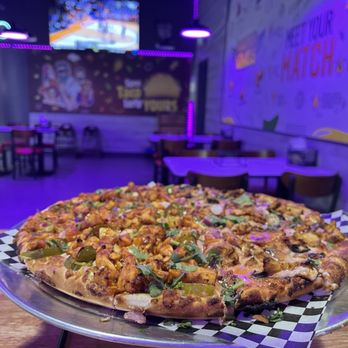 Pizza Twist - 1/2 Achari Pizzatwist 1/2 Tandoori Lamb Twist Salad - Pizza Near Me - Sacramento, California Pizza Twist - 1/2 Achari Pizzatwist 1/2 Tandoori Lamb Twist Salad - Pizza Near Me - Sacramento, California