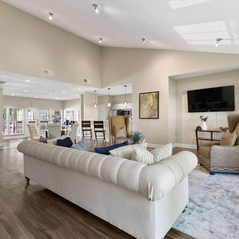 Creekwood Apartments - Apartments Near Me - Irving, Texas Creekwood Apartments - Apartments Near Me - Irving, Texas