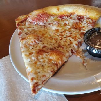 Yellow Cab Tavern - Pizza! - Dive Bars Near Me - Dayton, Ohio Yellow Cab Tavern - Pizza! - Dive Bars Near Me - Dayton, Ohio