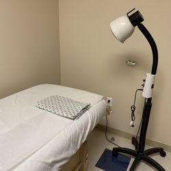 Acupuncture Family Healthcare Clinic