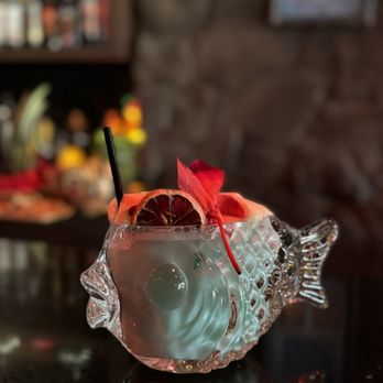 Lava Lounge Waikiki - Tiki Bars Near Me - Honolulu, Hawaii