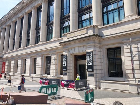 Science Museum by null