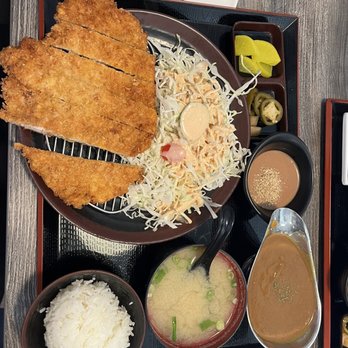 Hako - Curry Tonkatsu Entree - Sushi Bars Near Me - Irvine, California