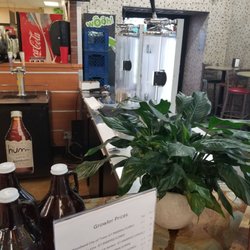 M & W Markets - Growler station.