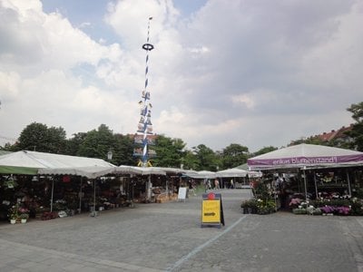 Viktualienmarkt by null
