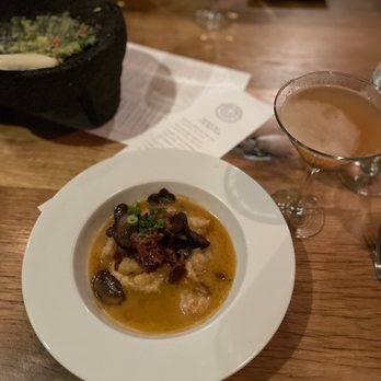 Red Pony - Shrimp & Grits - American Near Me - Franklin, Tennessee