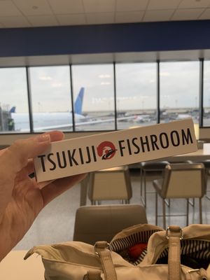 Tsukiji Fishroom by null