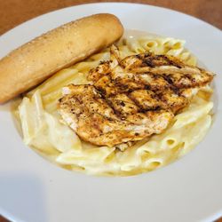 Moran's Grill - Blackened Chicken Alfredo Penne
