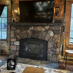 Tahoma Meadows Bed & Breakfast - Fireplace
