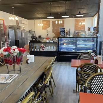 Promised Land Bakery - the dining area of the restaurant - Coffee & Tea Near Me - Winnsboro, Texas Promised Land Bakery - the dining area of the restaurant - Coffee & Tea Near Me - Winnsboro, Texas