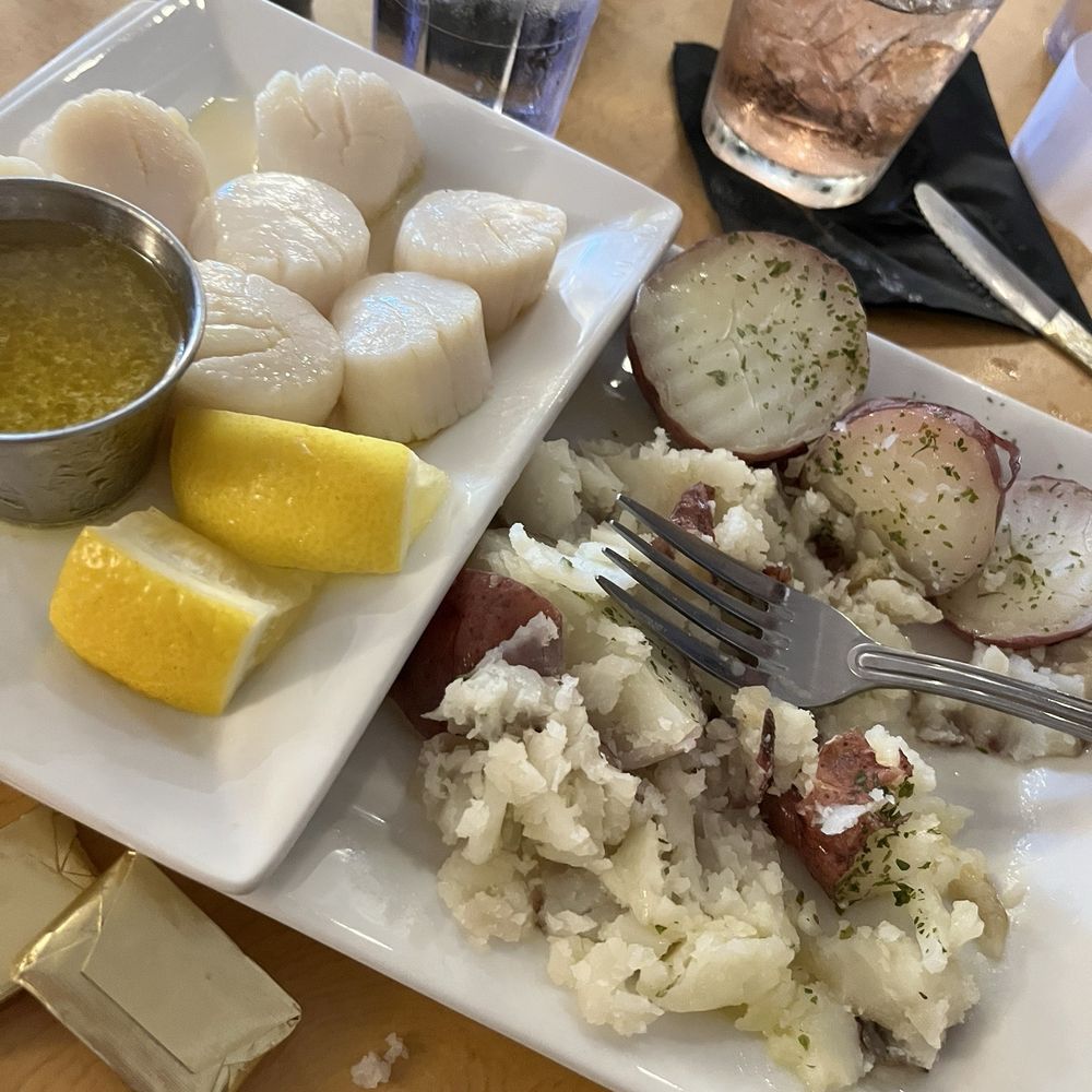 Hillcrest Lodge Supper Club - Scallops - New American Near Me - Townsend, Wisconsin Hillcrest Lodge Supper Club - Scallops - New American Near Me - Townsend, Wisconsin