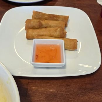 High Peak Asian Restaurant - Egg rolls - Burmese Near Me - Lincoln, Nebraska