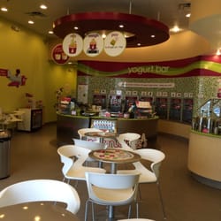 Menchie's Frozen Yogurt - FroYo