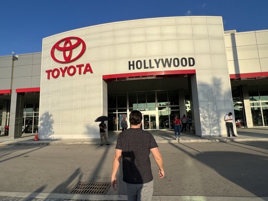 TOYOTA OF HOLLYWOOD - Updated July 2025 - 214 Photos & 608 Reviews ...