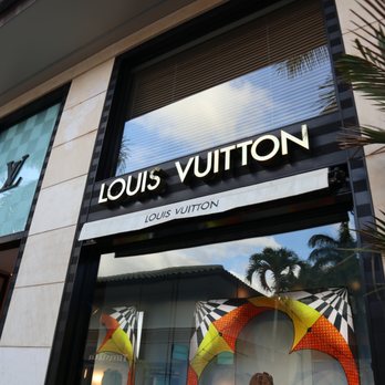 Louis Vuitton Maui Wailea - Leather Goods Near Me - Wailea, Hawaii