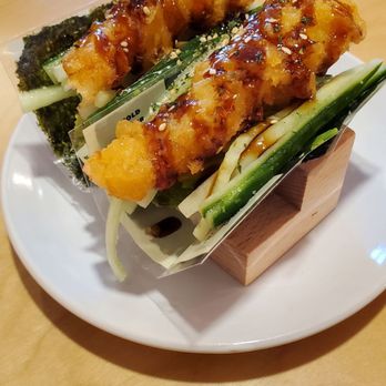 Ramen Nori - Shrimp tempura, avocado & cucumber temaki roll - Sushi Bars Near Me - Bellevue, Washington Ramen Nori - Shrimp tempura, avocado & cucumber temaki roll - Sushi Bars Near Me - Bellevue, Washington