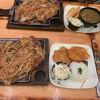 Fonda Dulce Jesus Mio Miami - Bistec Encebollado - Latin American Near Me - Hialeah, Florida Fonda Dulce Jesus Mio Miami - Bistec Encebollado - Latin American Near Me - Hialeah, Florida