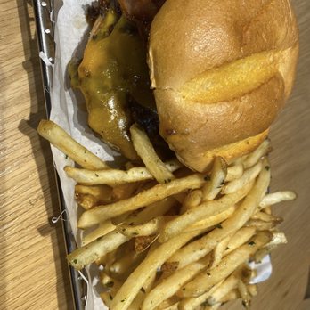 Smashburger - DOUBLE BBQ BACON CHEDDAR BURGER with smash fries - Burgers Near Me - Alexandria, Virginia Smashburger - DOUBLE BBQ BACON CHEDDAR BURGER with smash fries - Burgers Near Me - Alexandria, Virginia