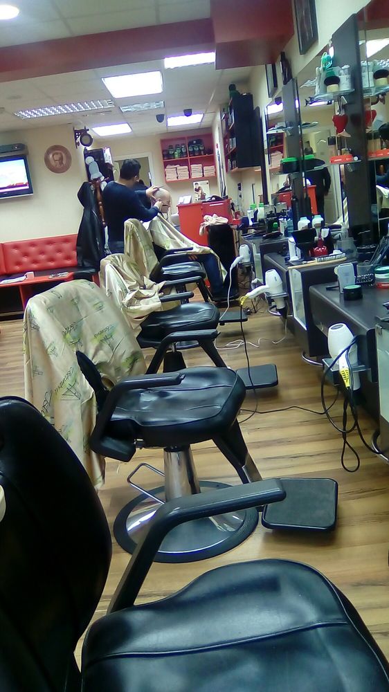 GOLDEN SCISSORS TURKISH BARBERS Updated September 2024 32 South