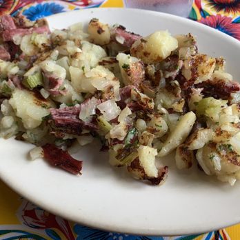 A1 Diner - Homemade corned beef hash - Diners Near Me - Gardiner, Maine