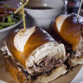 Moxies Beaver Creek Restaurant - Beef Dip - Canadian (New) Near Me - Richmond Hill, Ontario Moxies Beaver Creek Restaurant - Beef Dip - Canadian (New) Near Me - Richmond Hill, Ontario
